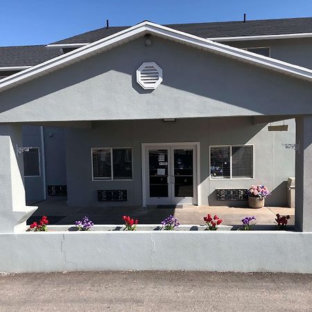 Motel Super 8 By Wyndham Price Esterno foto