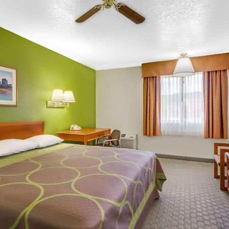 Motel Super 8 By Wyndham Price Esterno foto