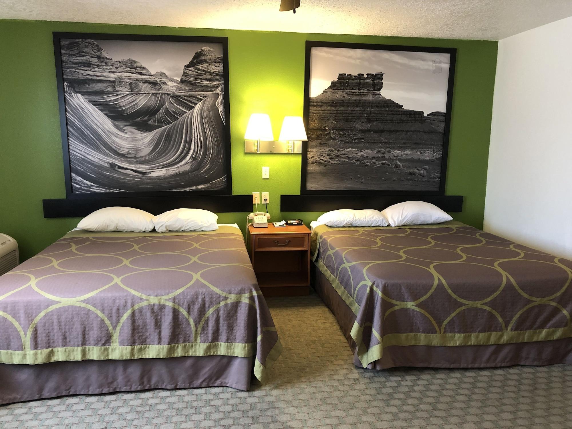 Motel Super 8 By Wyndham Price Esterno foto