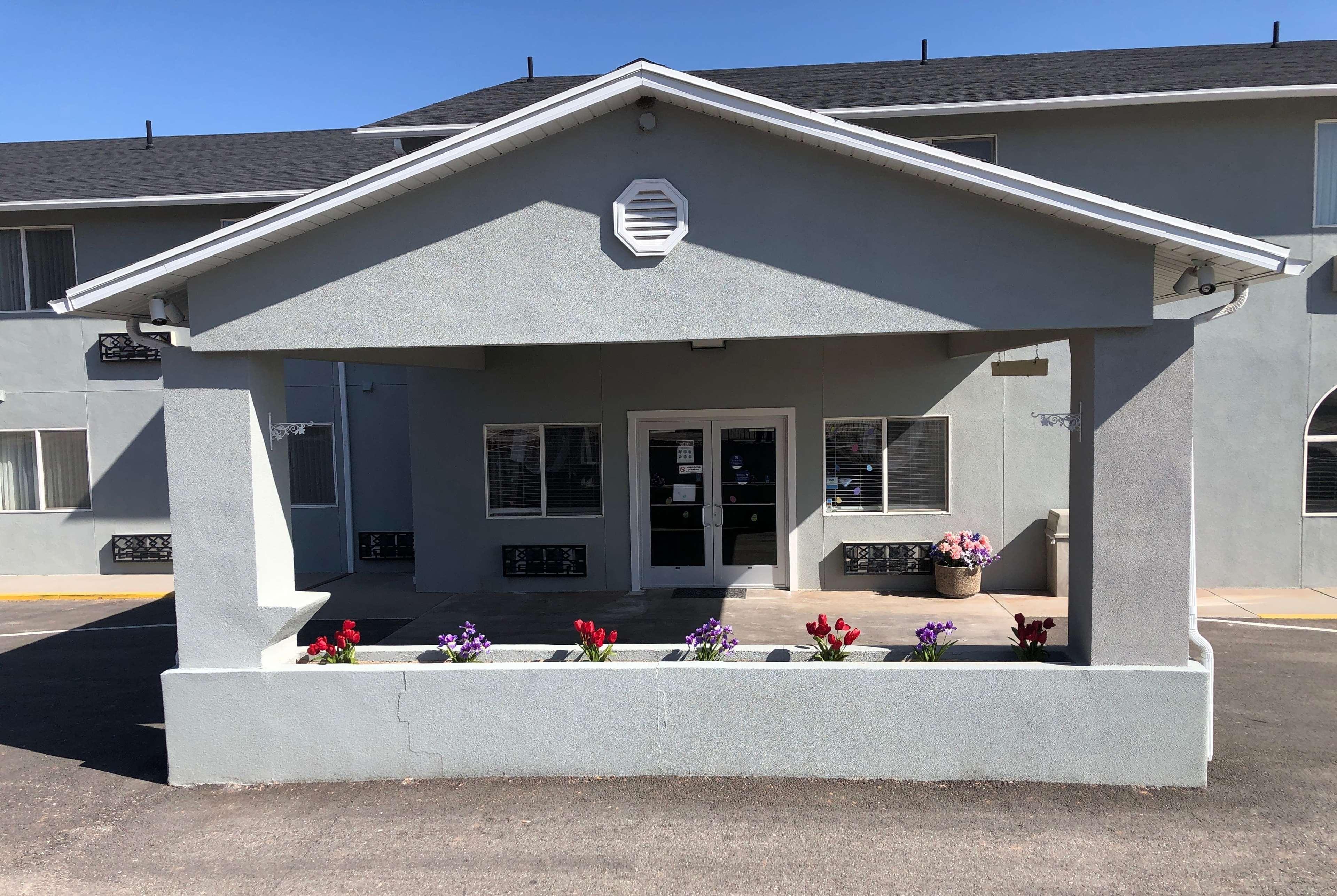 Motel Super 8 By Wyndham Price Esterno foto
