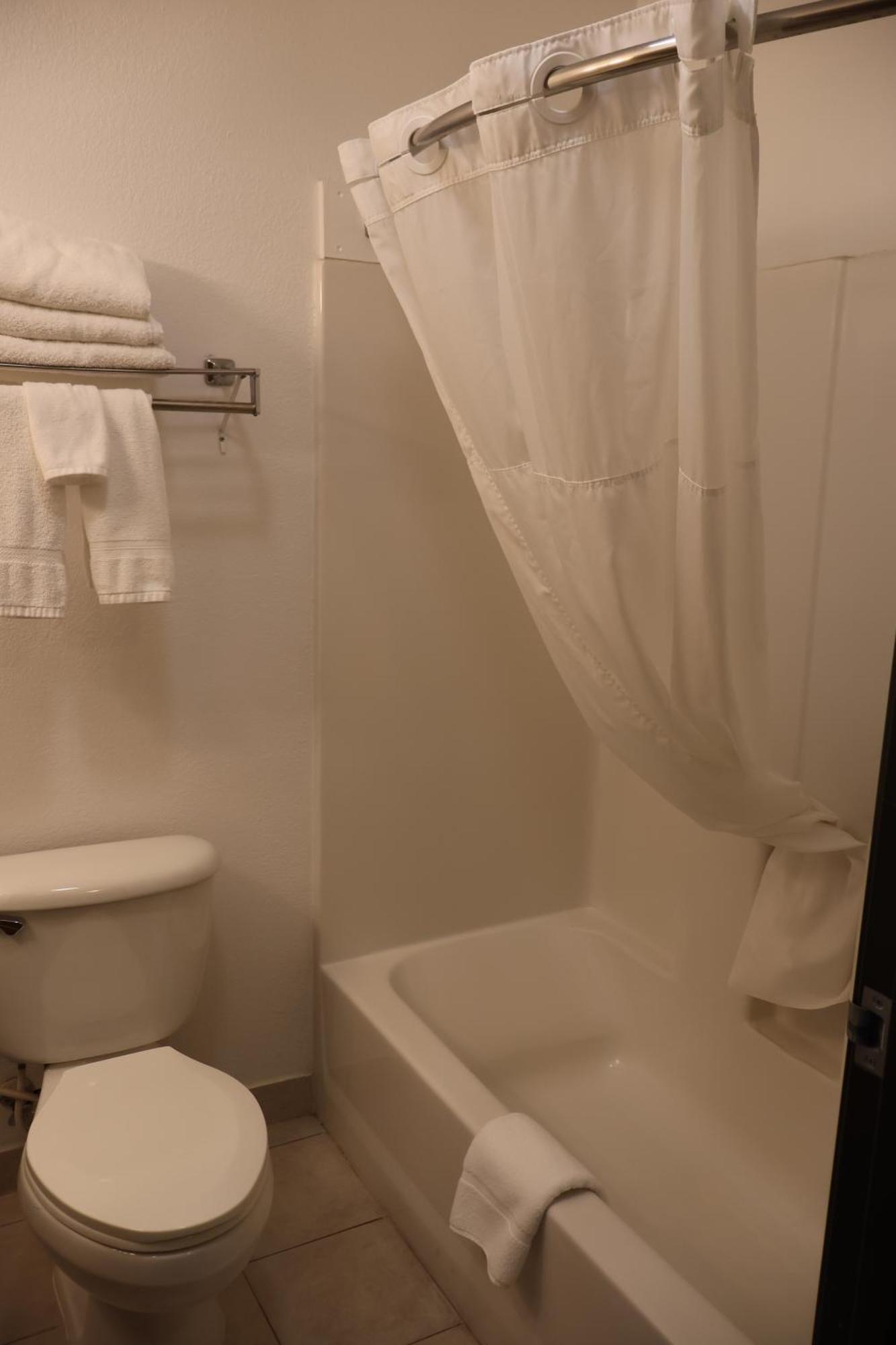 Motel Super 8 By Wyndham Price Esterno foto