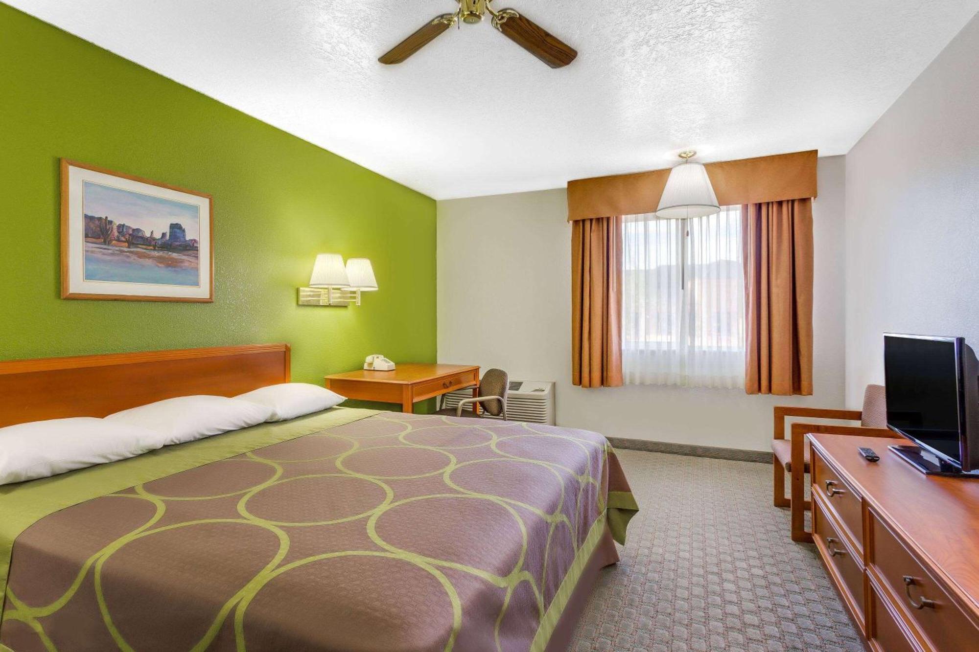 Motel Super 8 By Wyndham Price Esterno foto