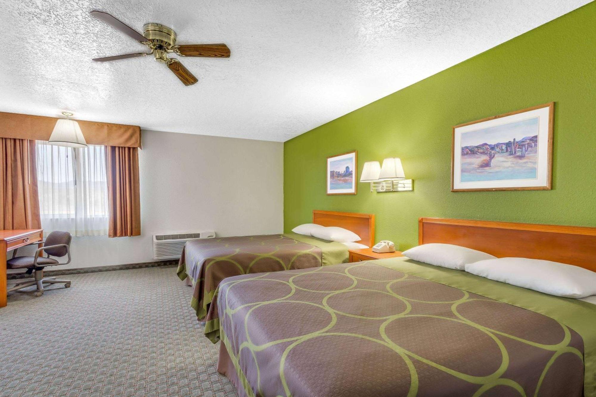 Motel Super 8 By Wyndham Price Esterno foto